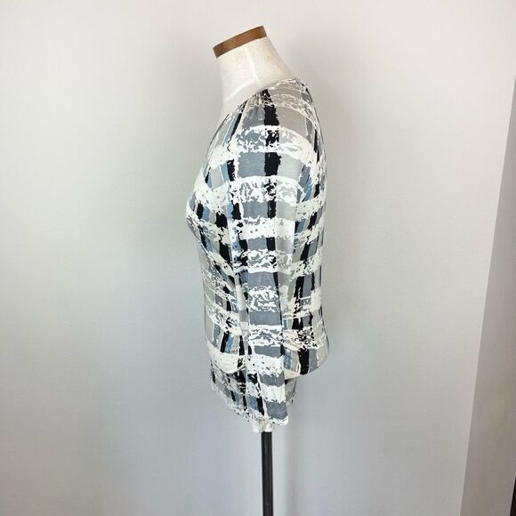 St. John V-Neck Block Print 3/4 Sleeve Top - Picture 4 of 6